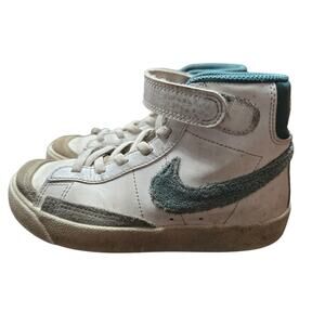Nike Blazer Mid '77 Summit kids size 11.5 C